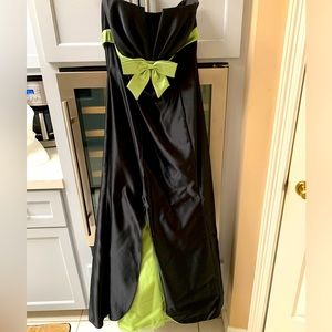 Jessica McClintock for Gunne Sax Black Lime Green Ball Gown Size 15